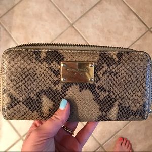 Michael Kors Snake Skin Wallet